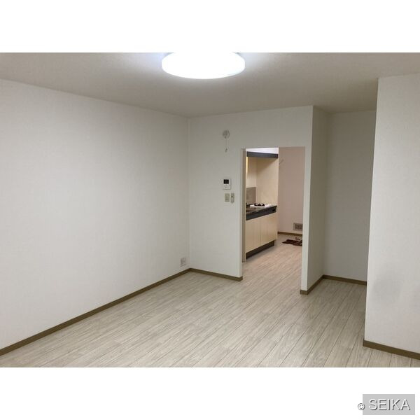 居間