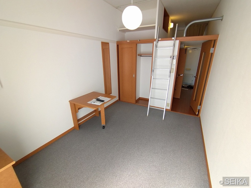 居間
