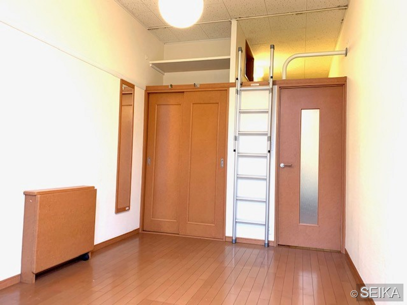居間