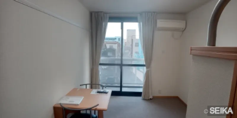 居間